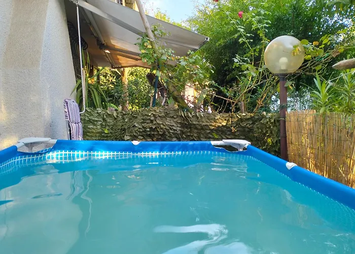 Casa Irene فندق مبيت وإفطار توري دي كوارتيسولو