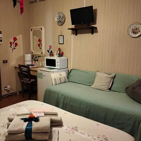 Casa Irene Oda ve Kahvaltı 3*