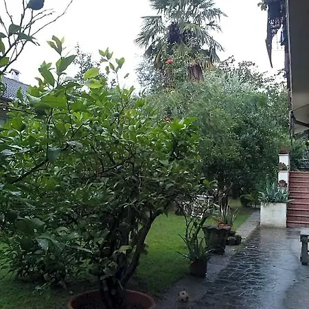 Casa Irene Oda ve Kahvaltı 3*